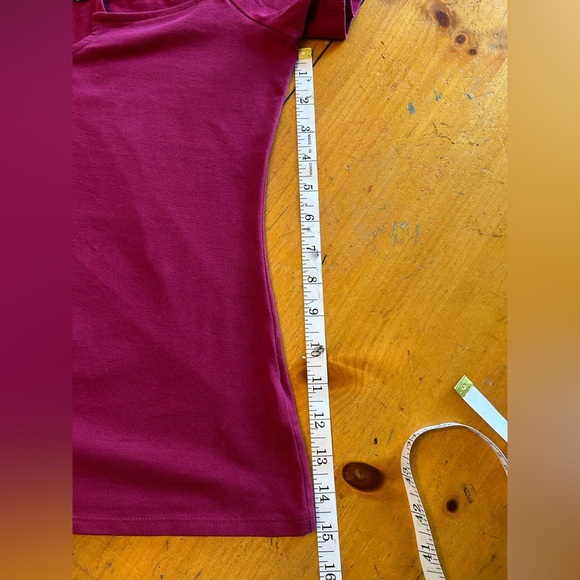 Limited Express Red Short Sleeve Cut Out Blouse - Picture 12 of 12